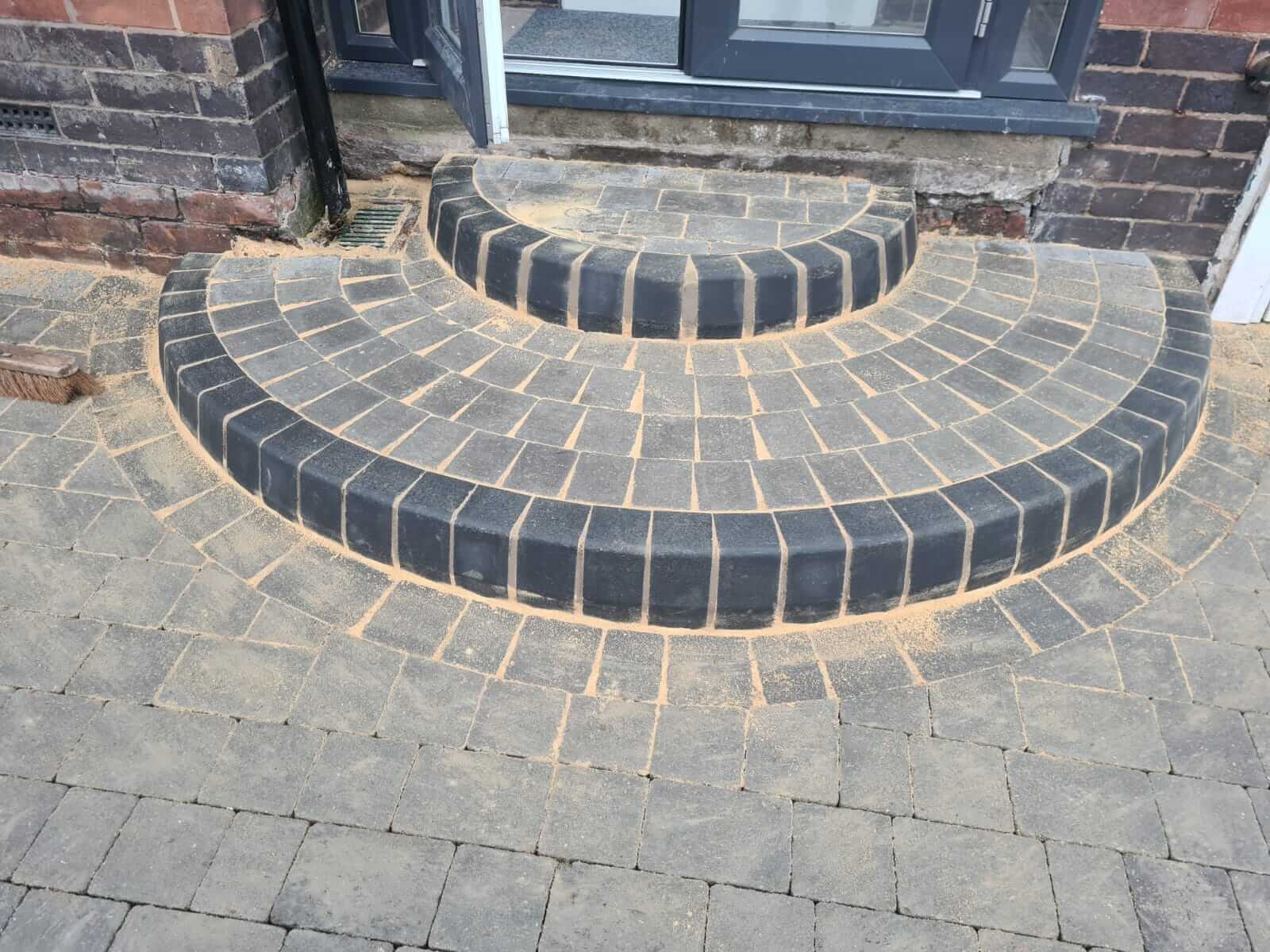 cobblestone paving driveways leicester
